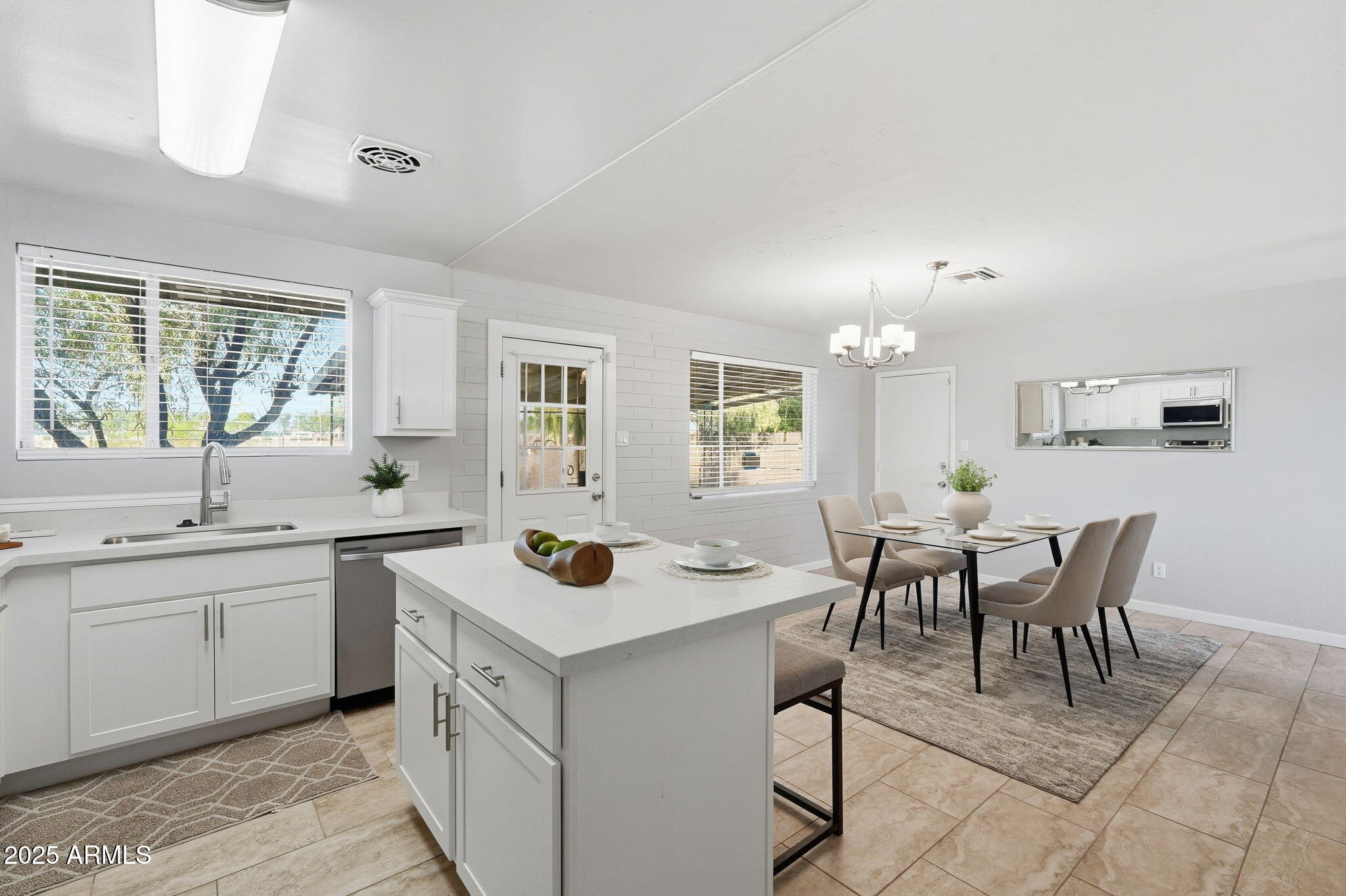 5136 West Osborn Road Phoenix, AZ 85031 - Photo 24 of 39 25-web-or-mls-025_ListerPros