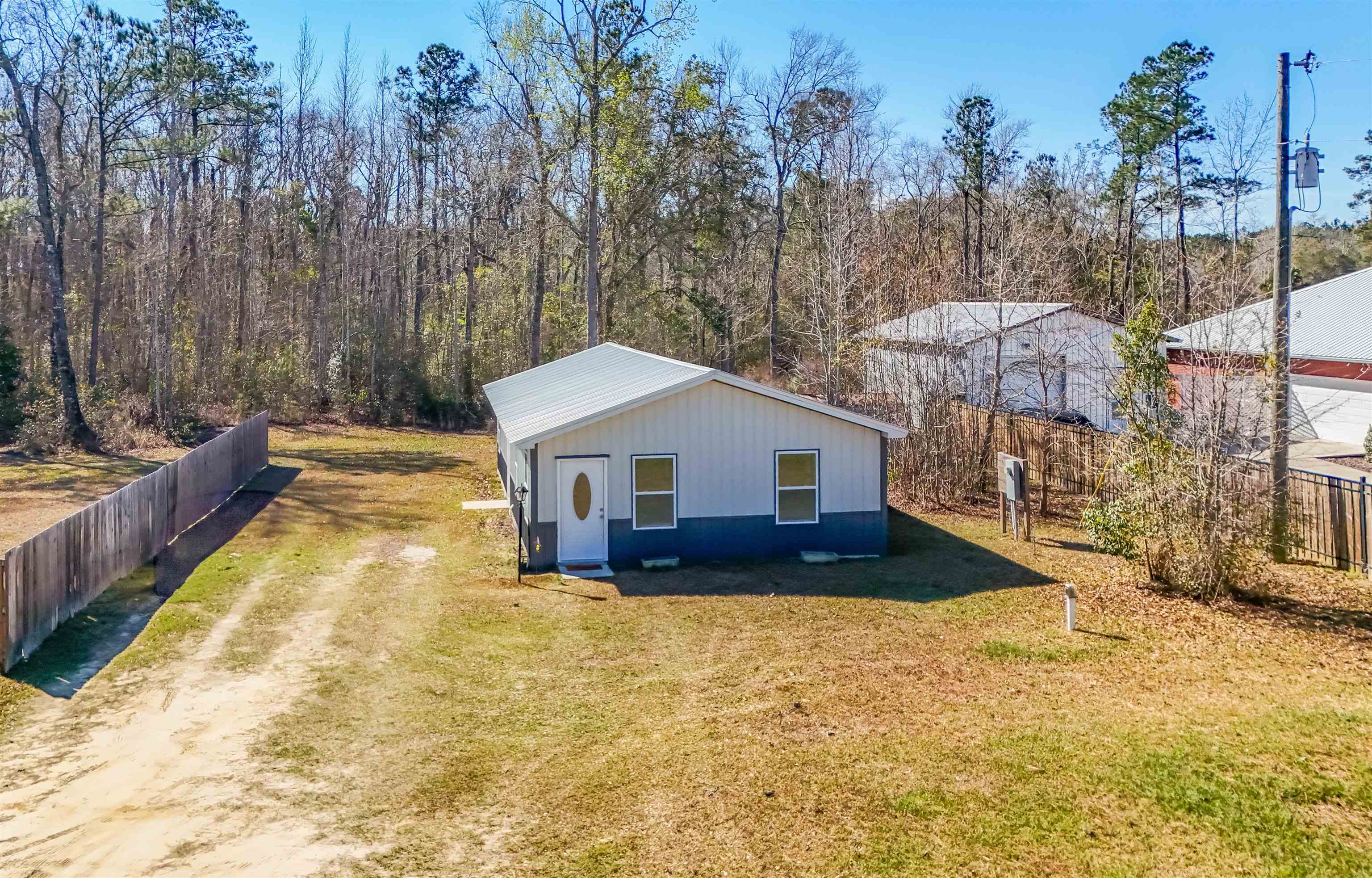 11953 Northwest Lake Mystic Lee Duggar Road Bristol, FL 32321 - Photo 2 of 51