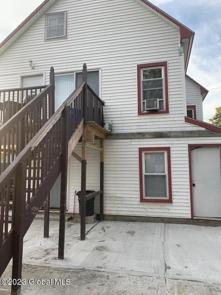 thumbnail_F2556E51-34F9-4D38-B6A7-DB2A72