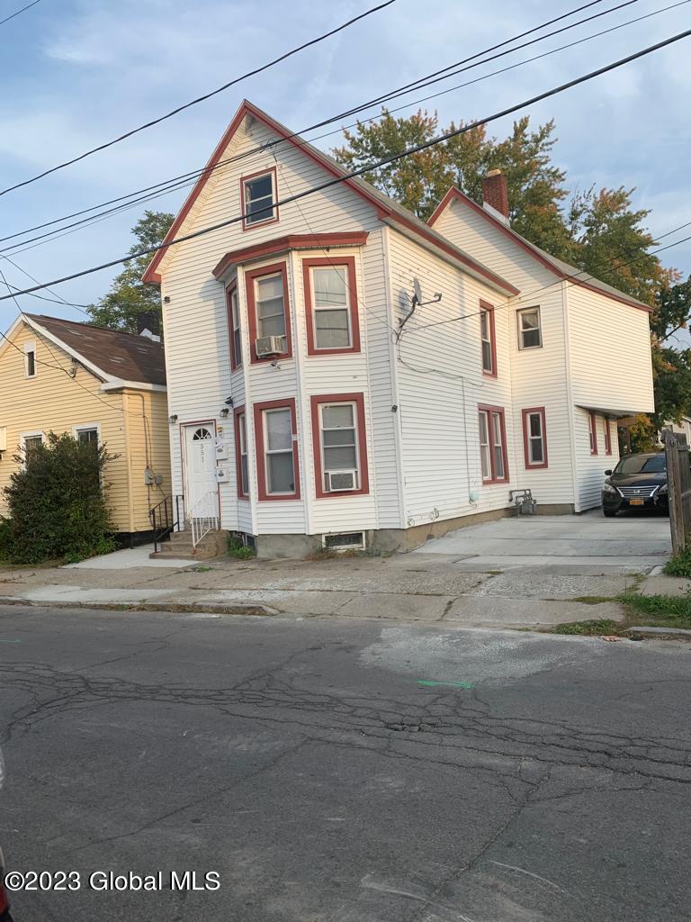 351 Schenectady Street Schenectady, NY 12307 - Photo 2 of 11 3