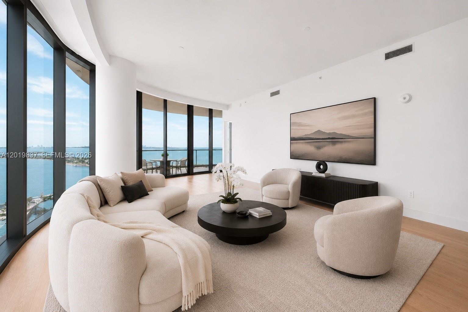 175 Southeast 25th Road, Unit 801 Miami, FL 33129 - Photo 3 of 37 VIRTUALLY STAGED
