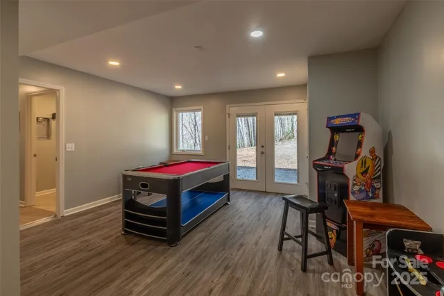 a view of walk in closet