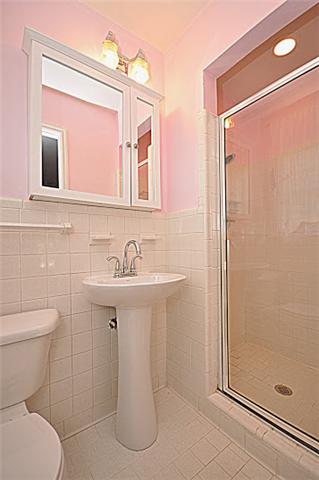 330 Shorter Road Lebanon, TN 37090 - Photo 15 of 20 a bathroom with a sink a toilet and shower