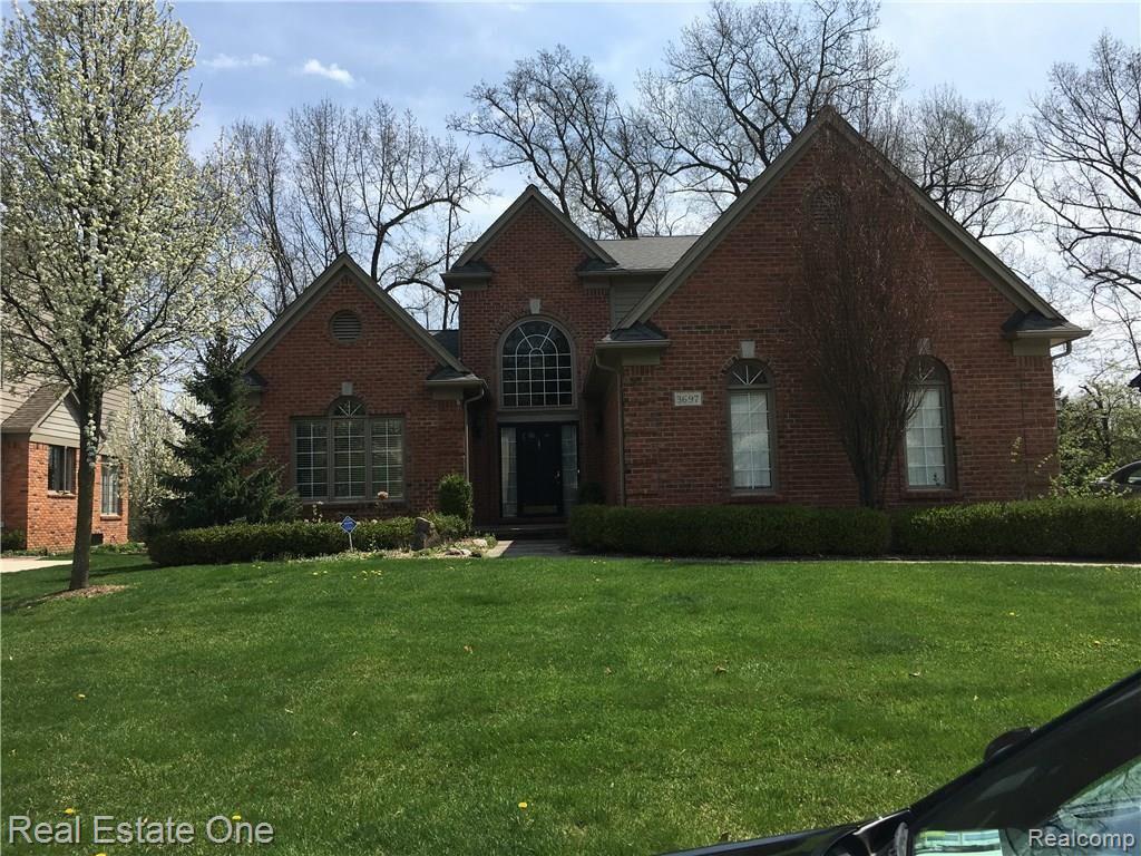 3697 Warwick Drive Rochester Hills, MI 48309 - Photo 1 of 31