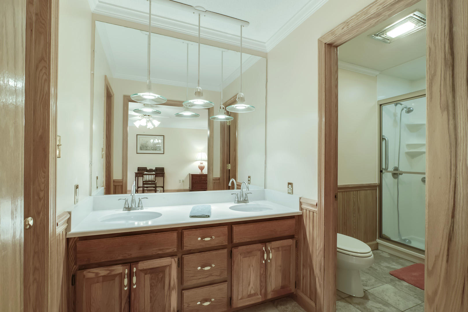 140 Newell Lane Oak Ridge, TN 37830 - Photo 21 of 40 21_NewellLane_140_MasterBath