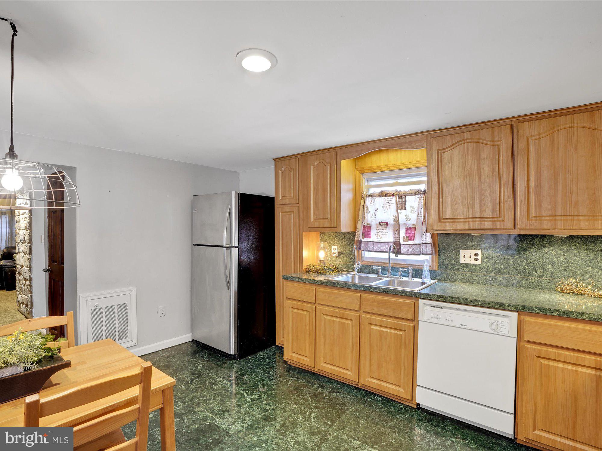 477 Camargo Road Quarryville, PA 17566 - Photo 15 of 23 Gallery Image 15