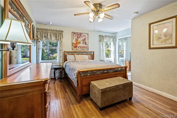 $789,000 | 1500 Wagner Street, Wantagh, NY 11793