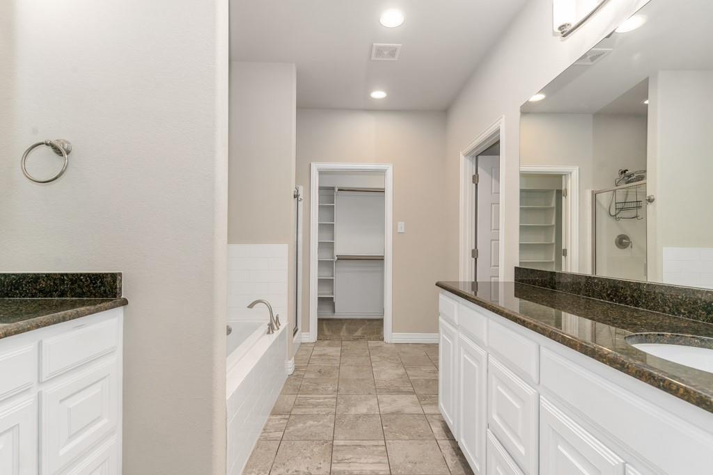 808 Chestnut Grove Drive Cleburne, TX 76033 - Photo 18 of 37
