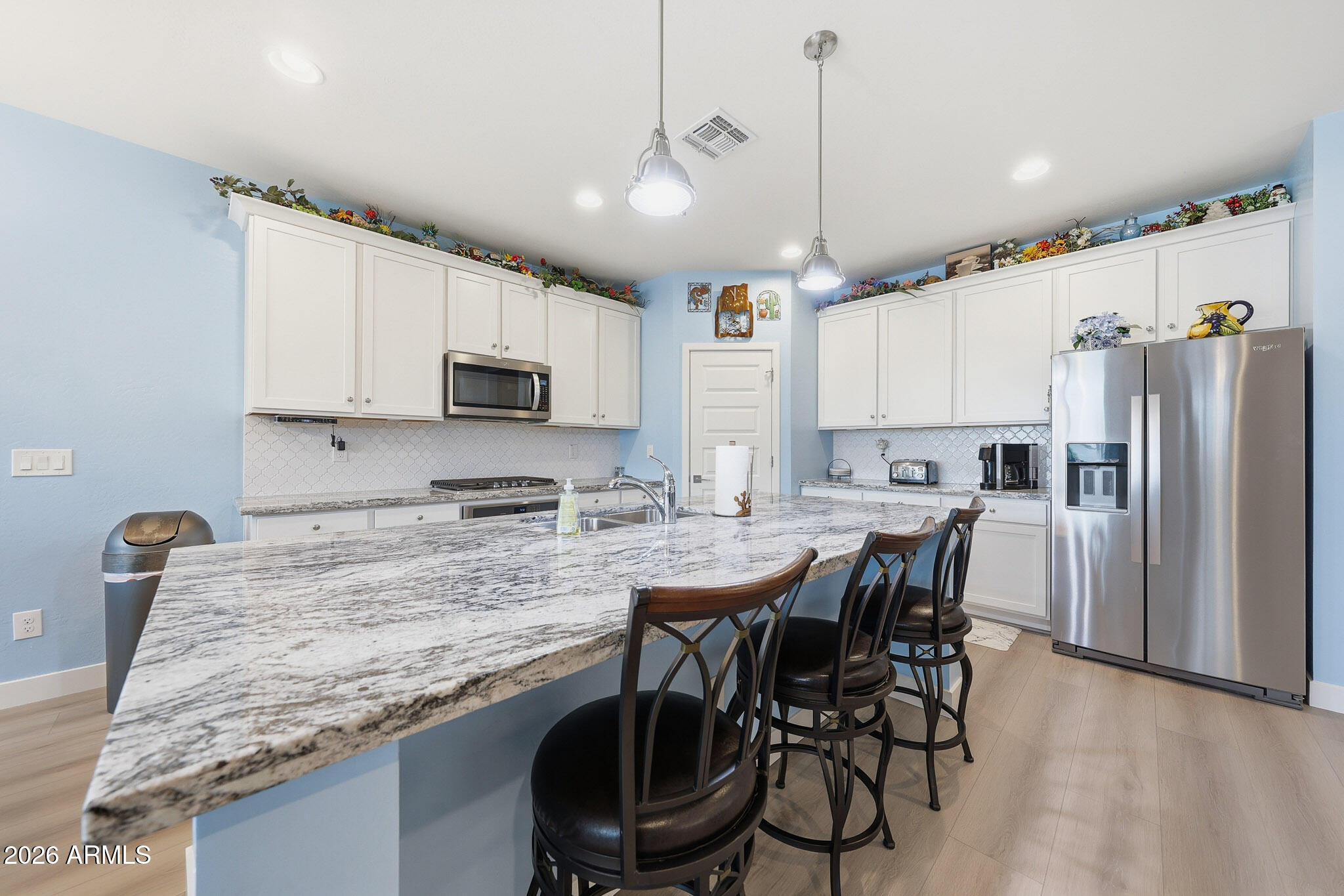 18820 West Shangri La Road Surprise, AZ 85388 - Photo 11 of 37 B (10)