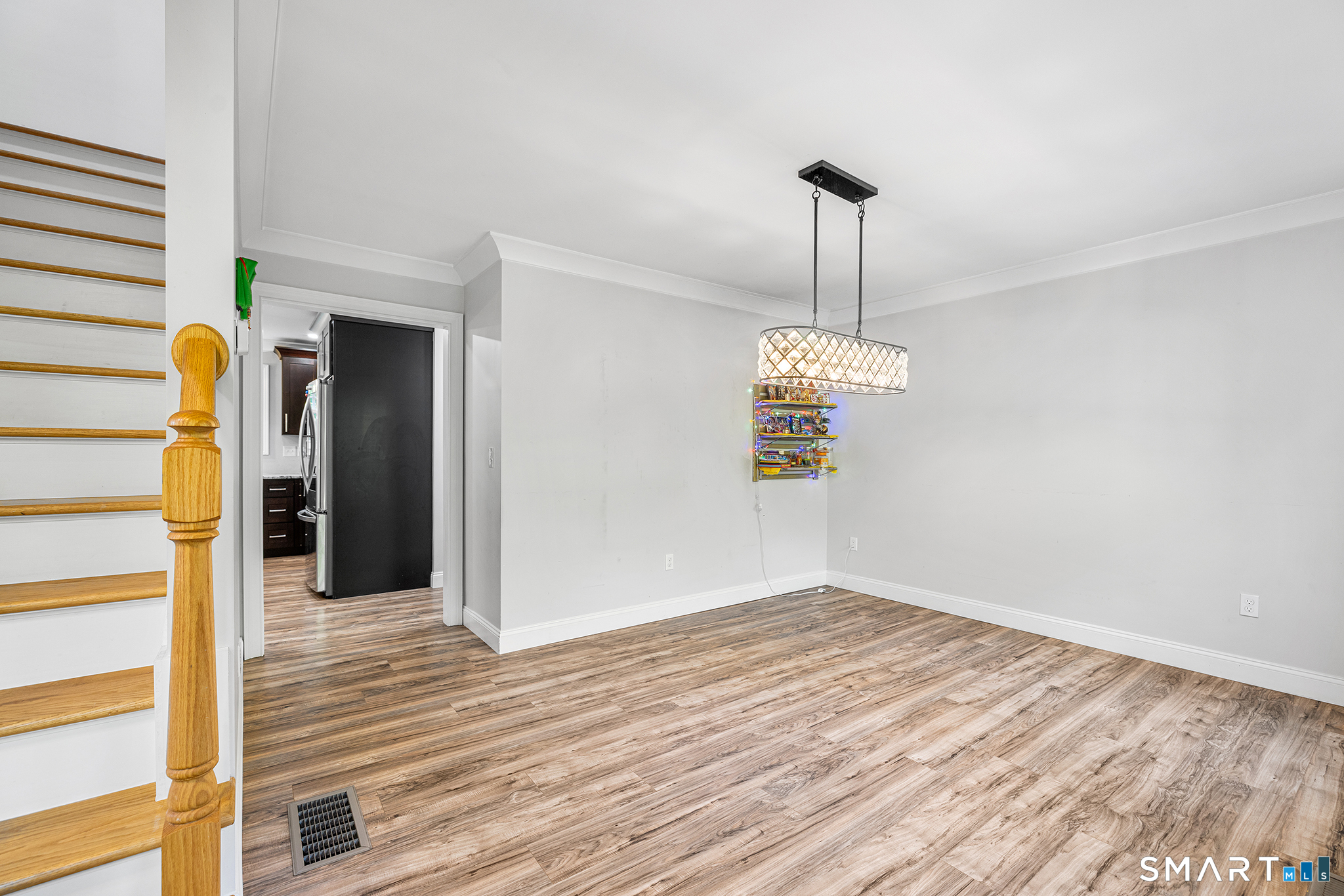 25 Spring Rock Road East Lyme, CT 06333 - Photo 3 of 36