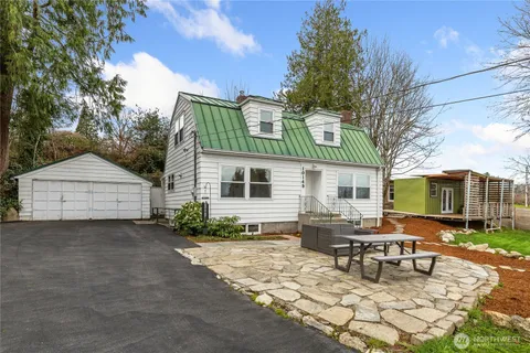 $728,000 | 10145 15th Avenue South, Seattle, WA 98168