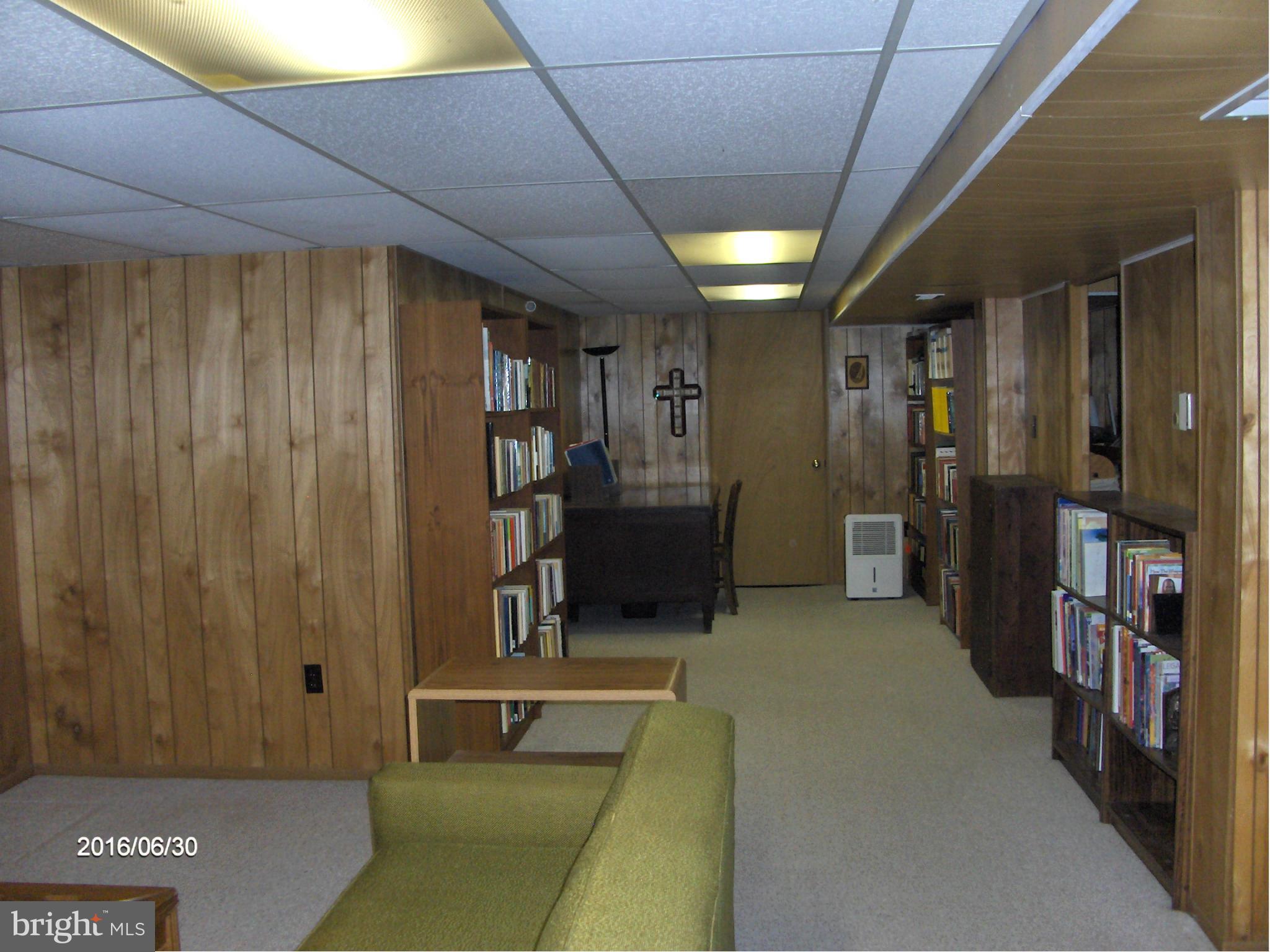 2719 Fridinger Mill Road Manchester, MD 21102 - Photo 20 of 26 Family Room
