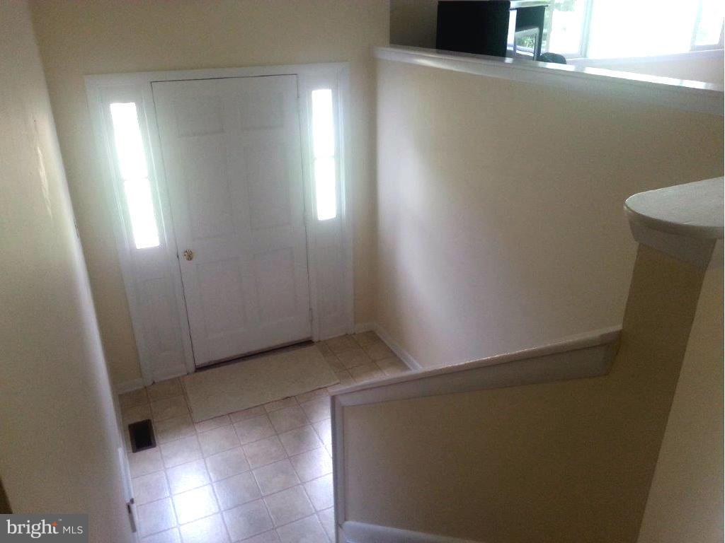 2719 Fridinger Mill Road Manchester, MD 21102 - Photo 3 of 26 Interior (General)