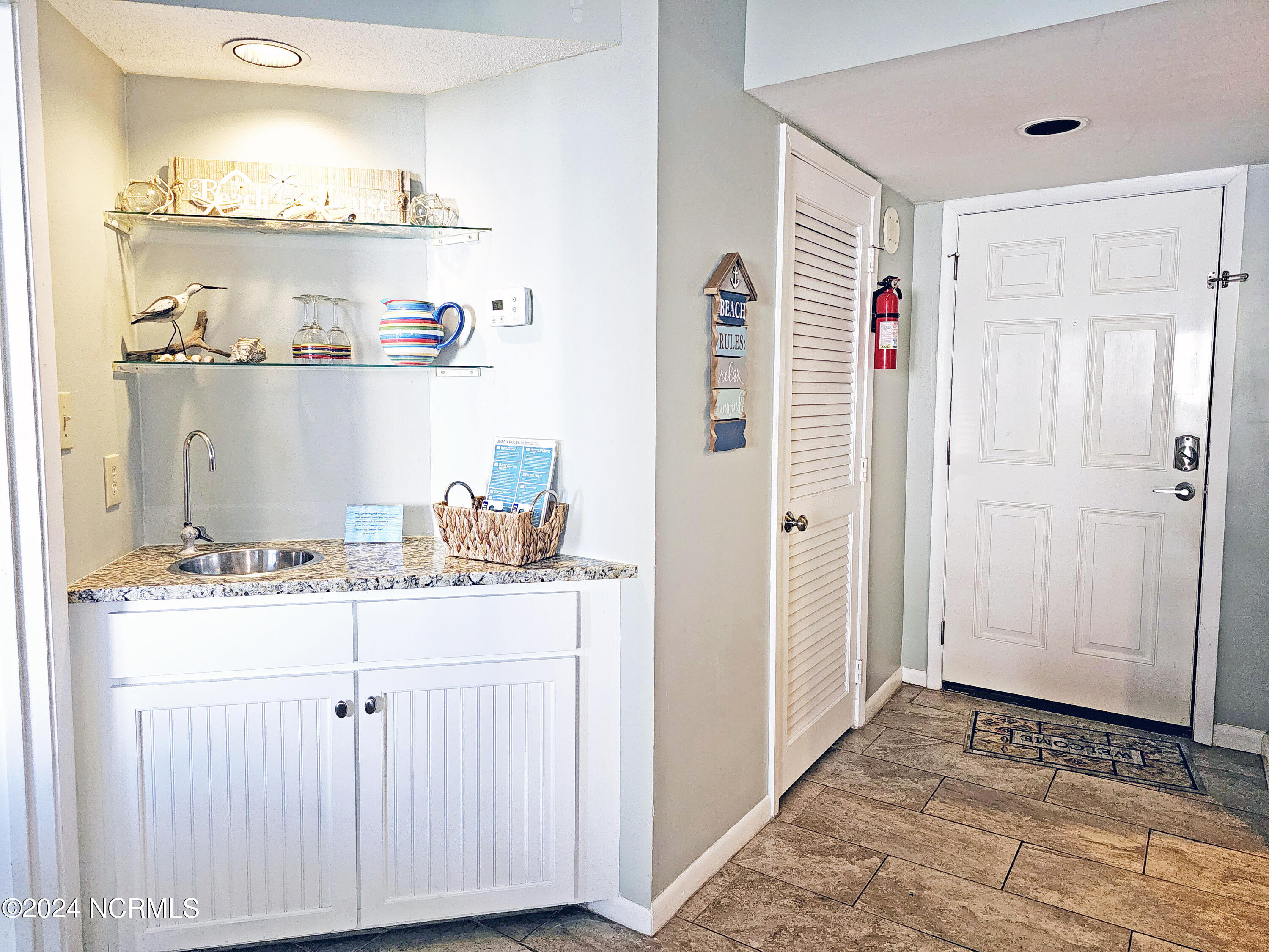 2000 New River Inlet Road, Unit 2212 North Topsail Beach, NC 28460 - Photo 7 of 22 Entry