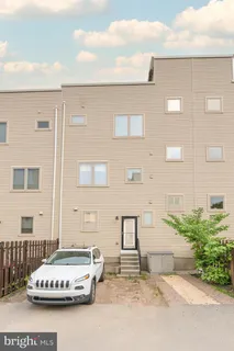 $735,000 | 1834 North Hancock Street, Philadelphia, PA 19122