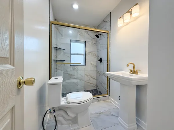 $1,600 | 2713 Alameda Street, Unit A, Nashville, TN 37208