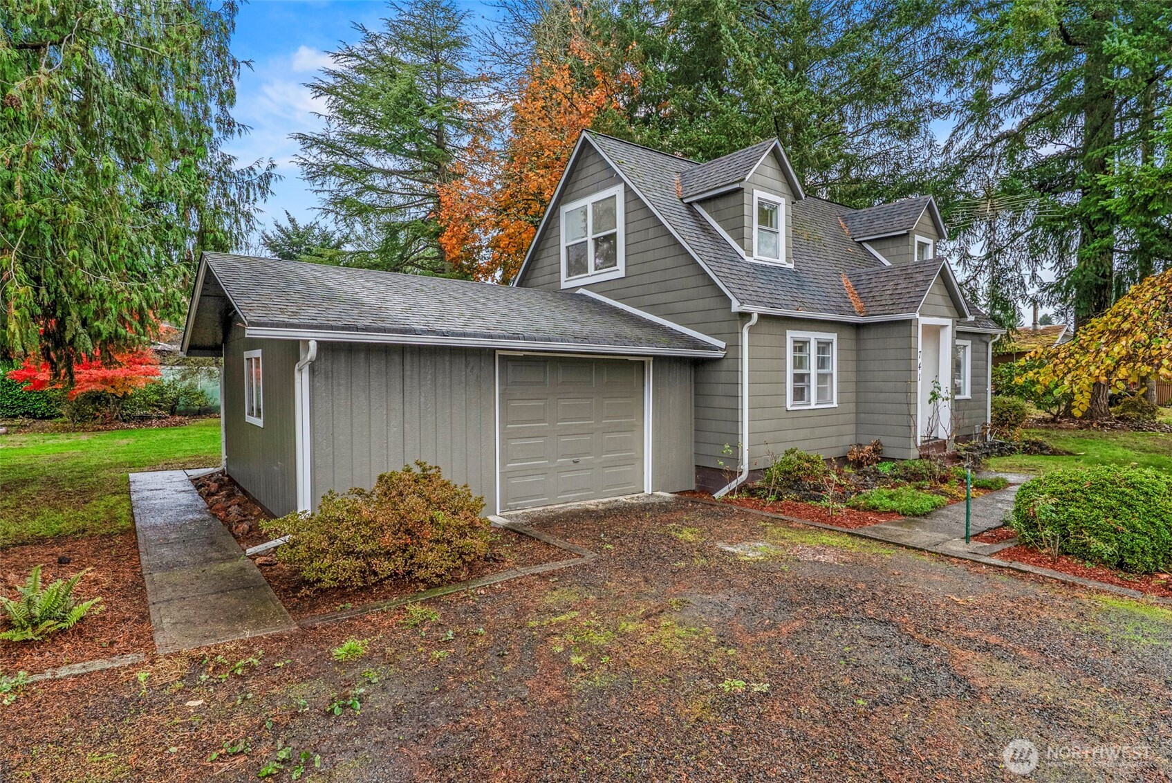 741 5th Avenue Southwest Castle Rock, WA 98611 - Photo 2 of 23