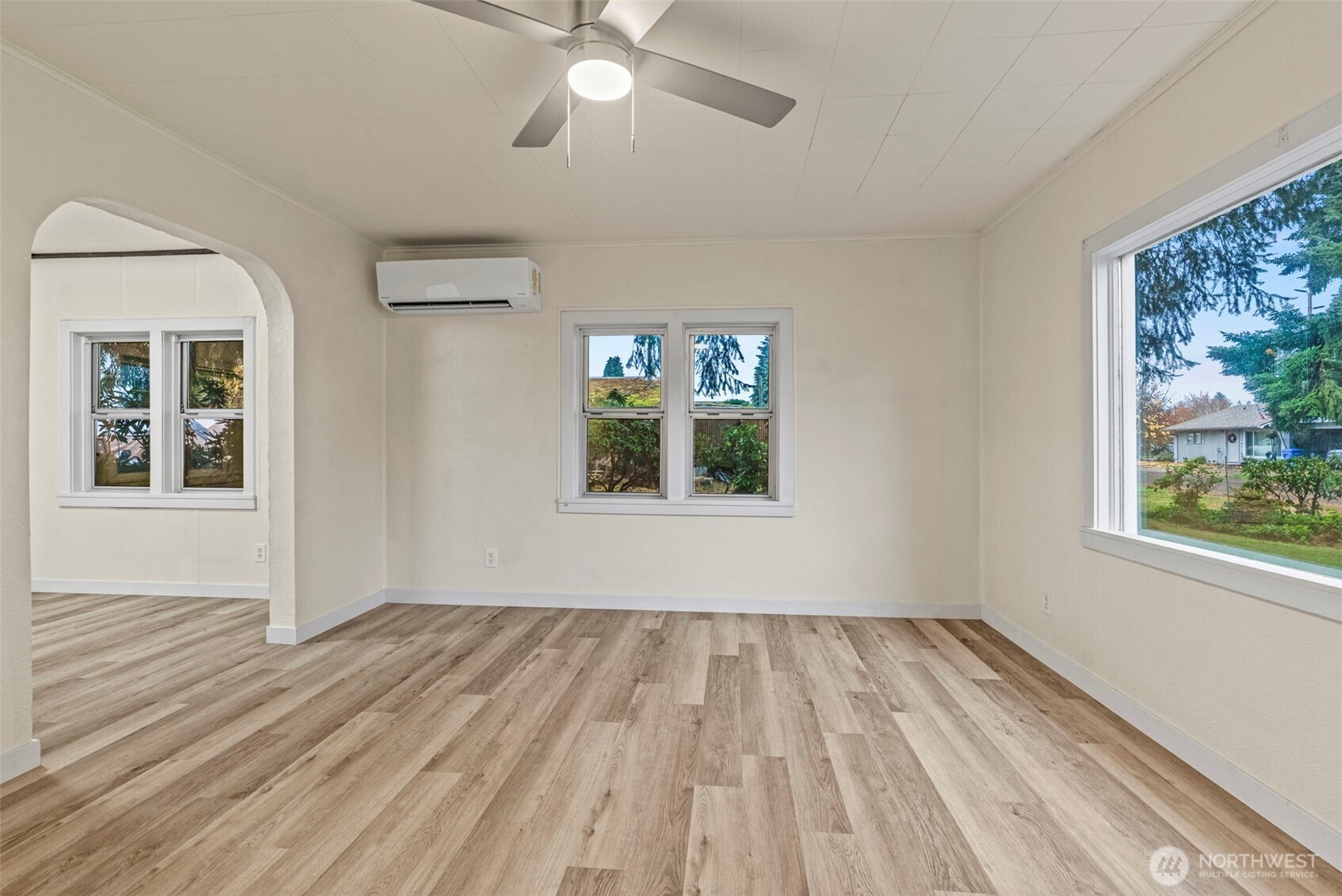 741 5th Avenue Southwest Castle Rock, WA 98611 - Photo 3 of 23