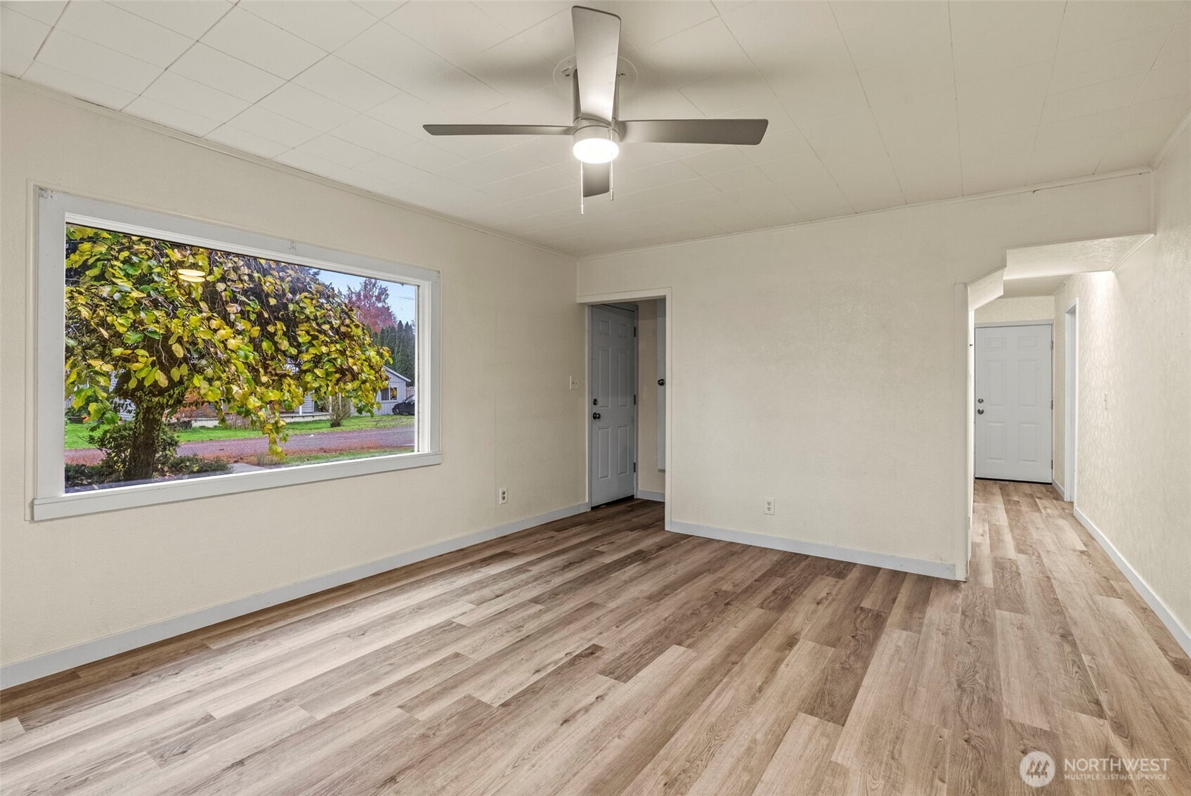 741 5th Avenue Southwest Castle Rock, WA 98611 - Photo 5 of 23