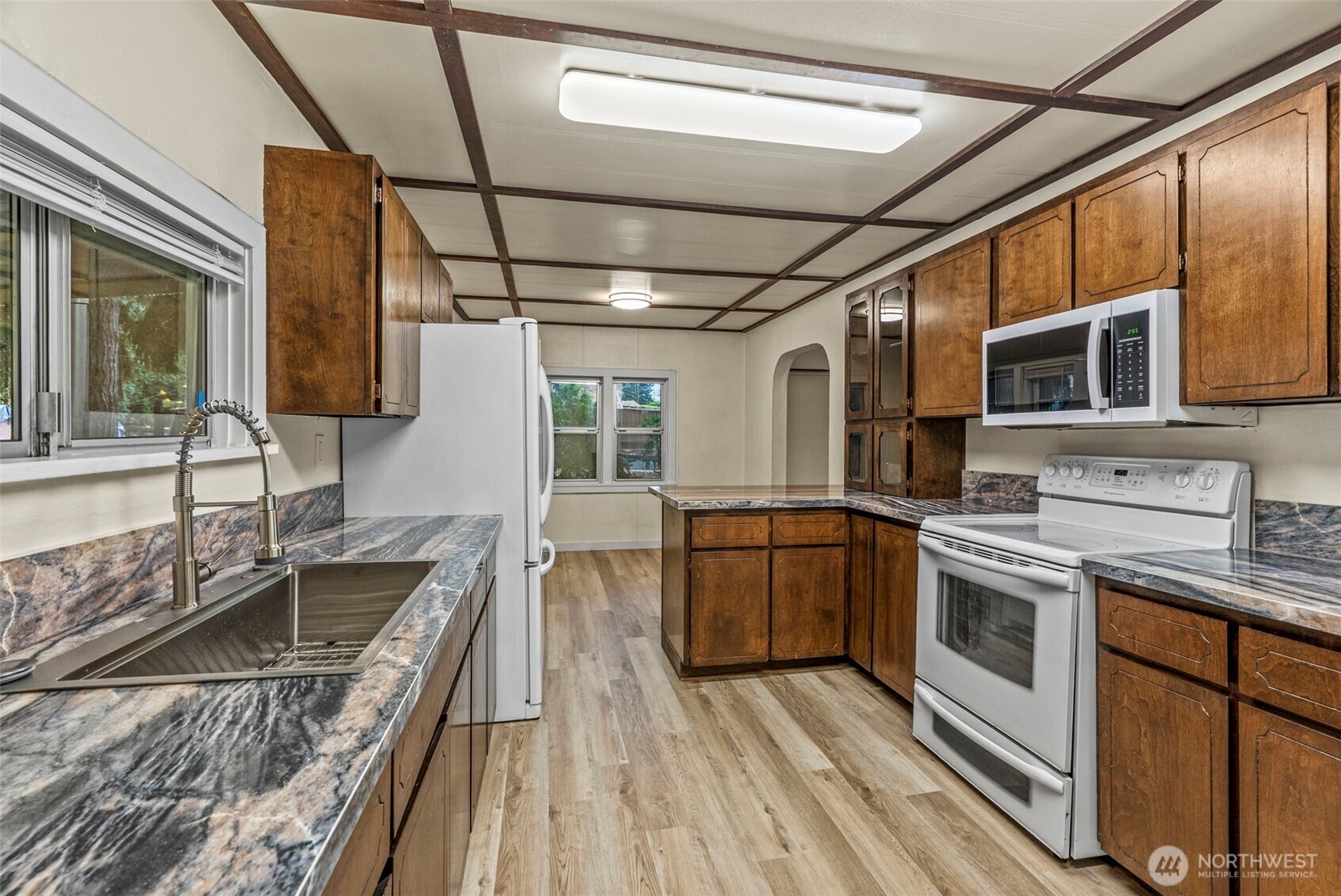 741 5th Avenue Southwest Castle Rock, WA 98611 - Photo 10 of 23