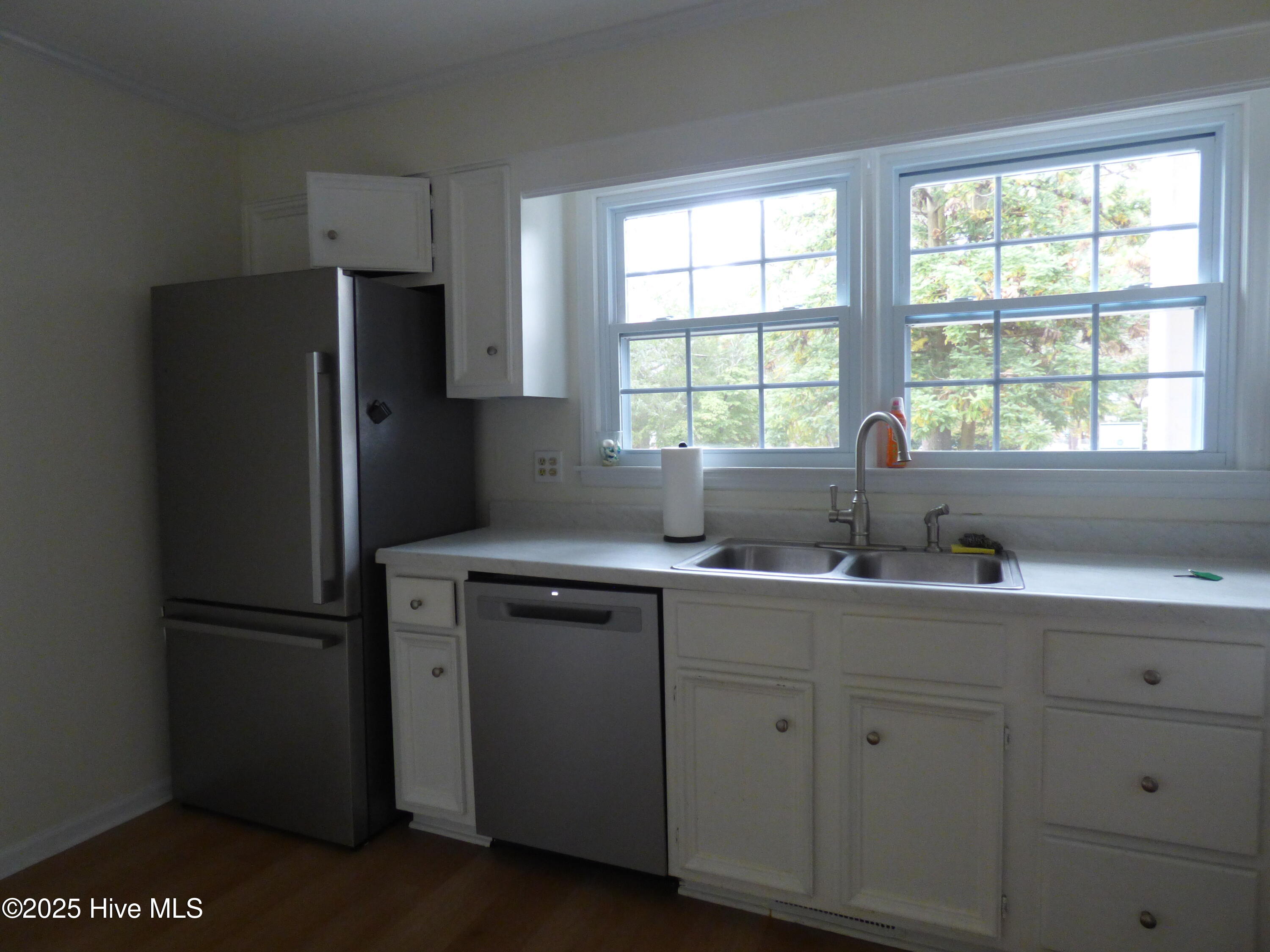 325 Driftwood Circle, Unit B Southern Pines, NC 28387 - Photo 5 of 14 Kitchen
