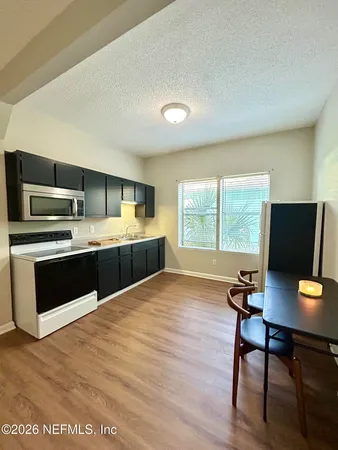 $1,350 | 2786 Forbes Street, Jacksonville, FL 32205