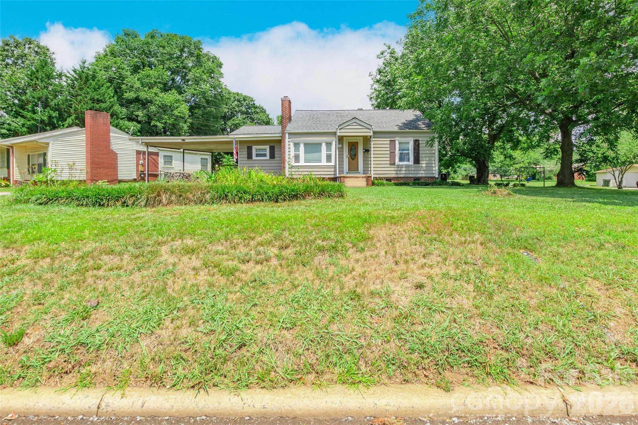 711 Linwood Road Kings Mountain, NC 28086 - Photo 3 of 30