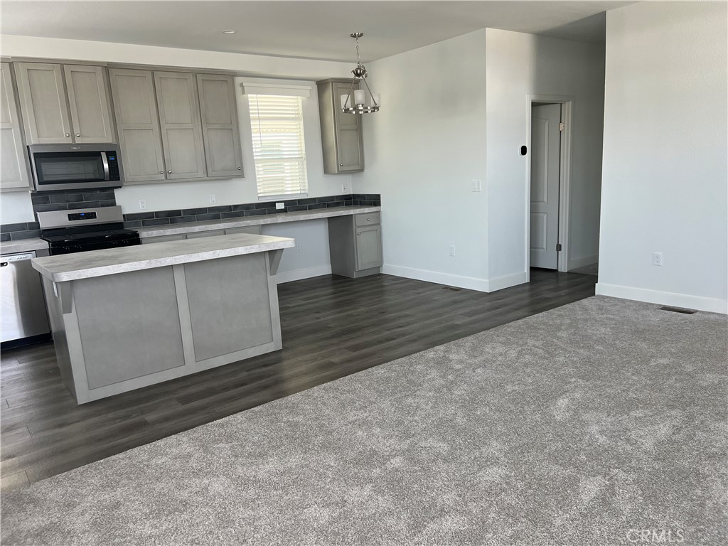 3444 West Center Street, Unit 13 Riverside, CA 92501 - Photo 6 of 18