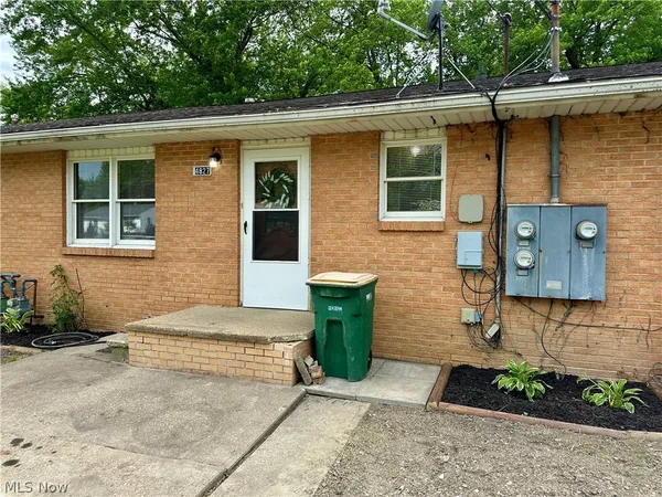 $800 | 4827 Dunsmore Avenue, Ashtabula, OH 44004