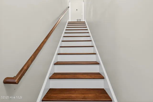 $364,900 | 162 Deer Run Lane, Beulaville, NC 28518