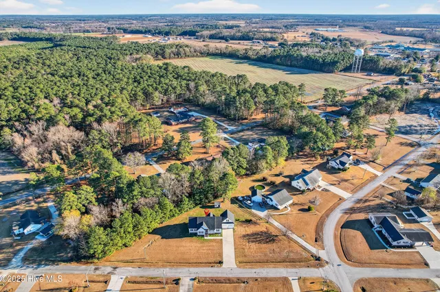 $364,900 | 162 Deer Run Lane, Beulaville, NC 28518