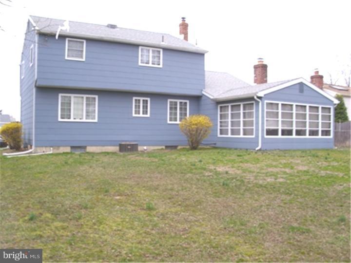 113 Blue Ridge Road Voorhees, NJ 08043 - Photo 4 of 20 Exterior Back