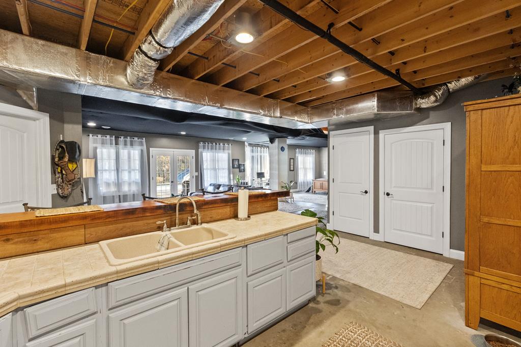 691 Fox Valley Road Marion, VA 24354 - Photo 35 of 65 Gallery Image 35