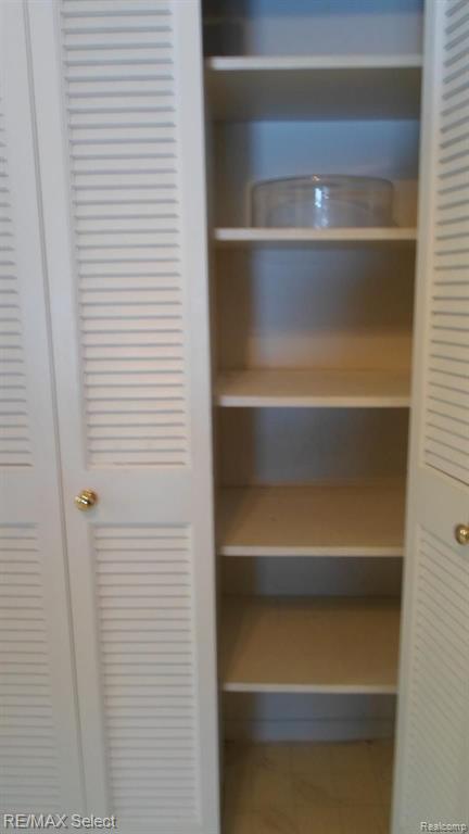 6164 Deland Road Flushing, MI 48433 - Photo 12 of 31