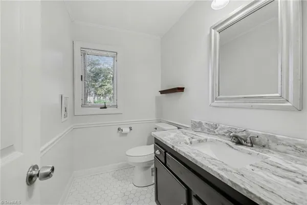 $475,000 | 4103 Oak Hollow Drive, High Point, NC 27265