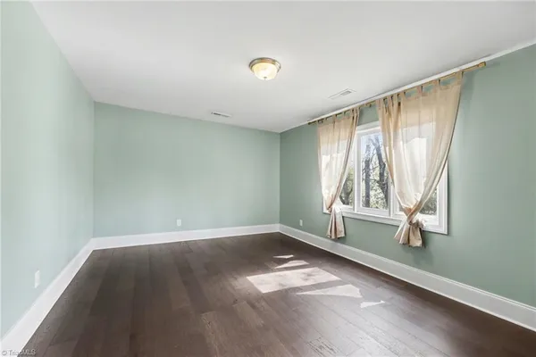 $475,000 | 4103 Oak Hollow Drive, High Point, NC 27265