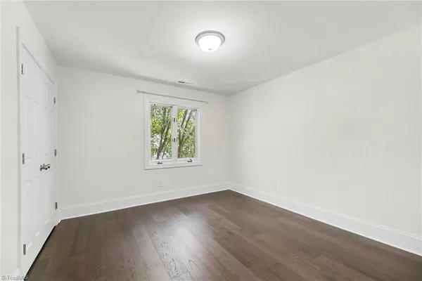 $475,000 | 4103 Oak Hollow Drive, High Point, NC 27265