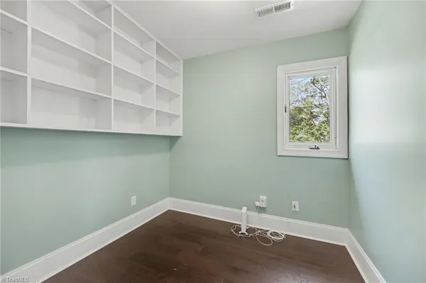 $475,000 | 4103 Oak Hollow Drive, High Point, NC 27265