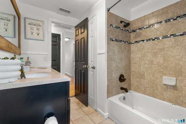 $465,000 | 170 Dayl Drive, Berlin, CT 06037