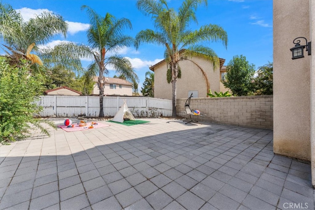 10562 Mustang Circle Montclair, CA 91763 - Photo 14 of 19 a view of outdoor space and yard
