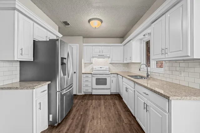 $232,000 | 9804 Knoxville Avenue, Lubbock, TX 79423