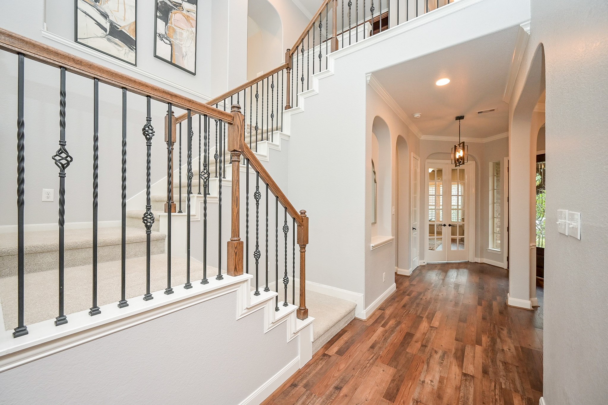 11 South Victoriana Circle Spring, TX 77389 - Photo 5 of 38 a view of an entryway with wooden floor