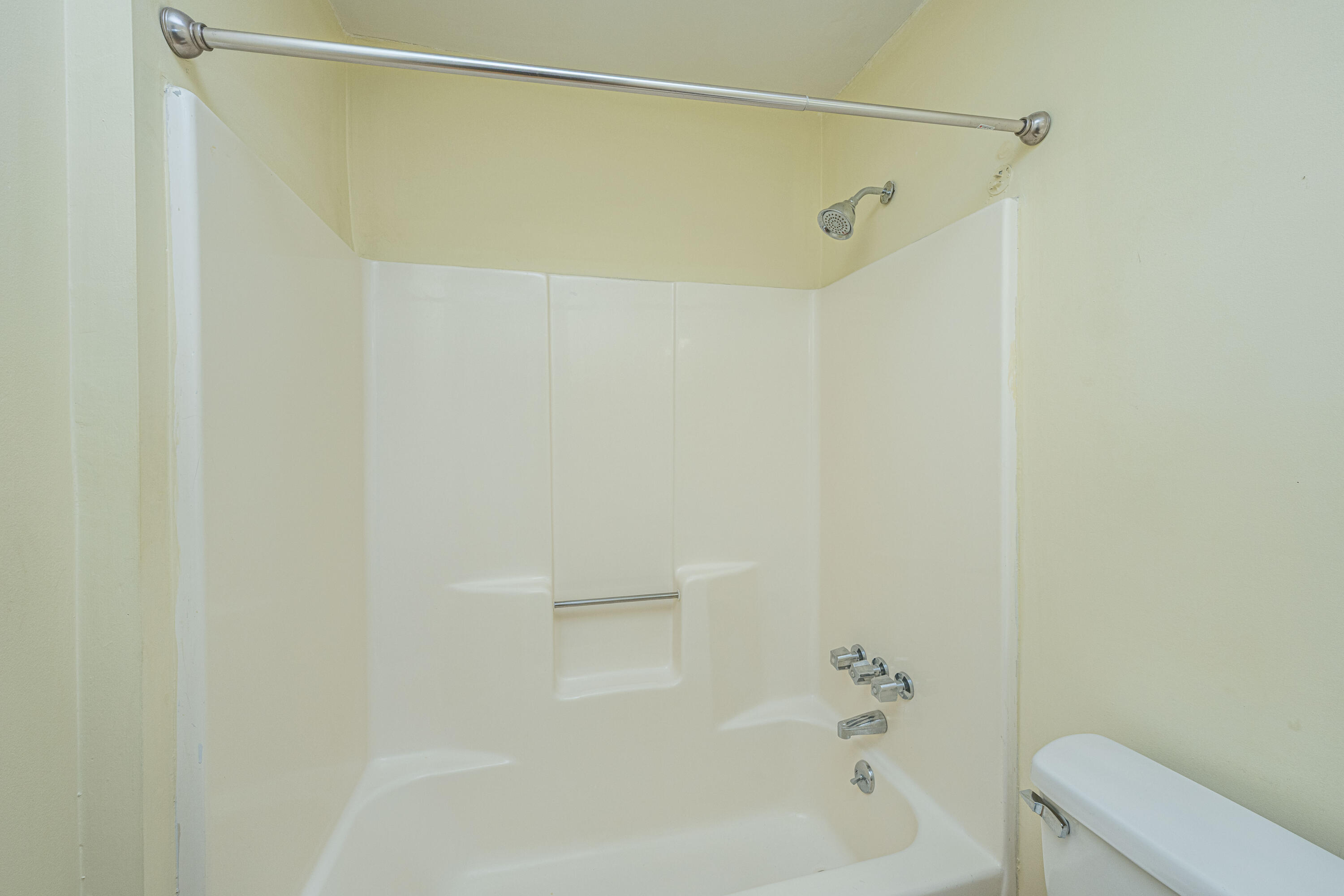 2073 Rondo Street, Unit H Charleston, SC 29414 - Photo 20 of 38 2073RhondoStUnitH019