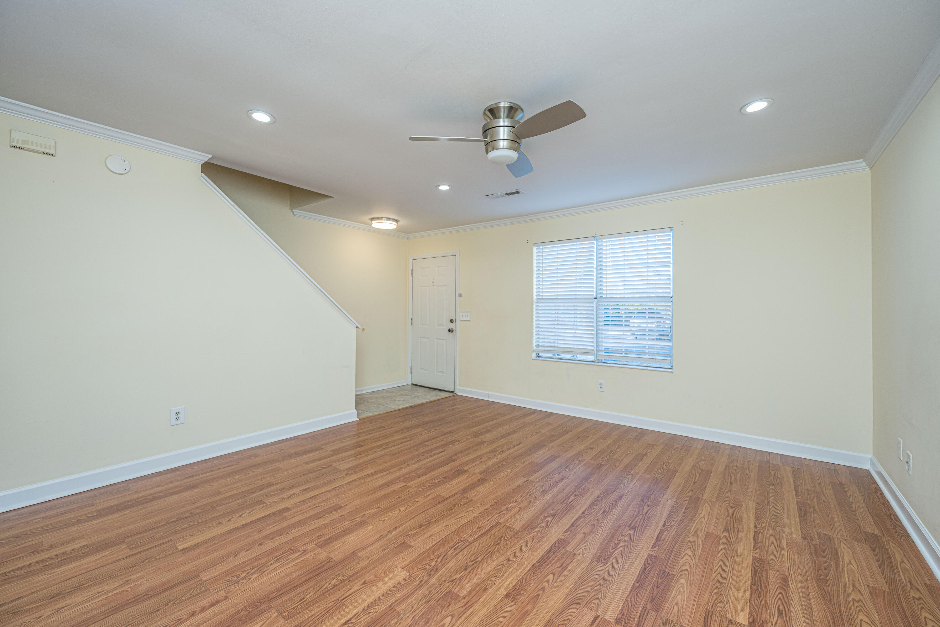 2073 Rondo Street, Unit H Charleston, SC 29414 - Photo 9 of 38 2073RhondoStUnitH008