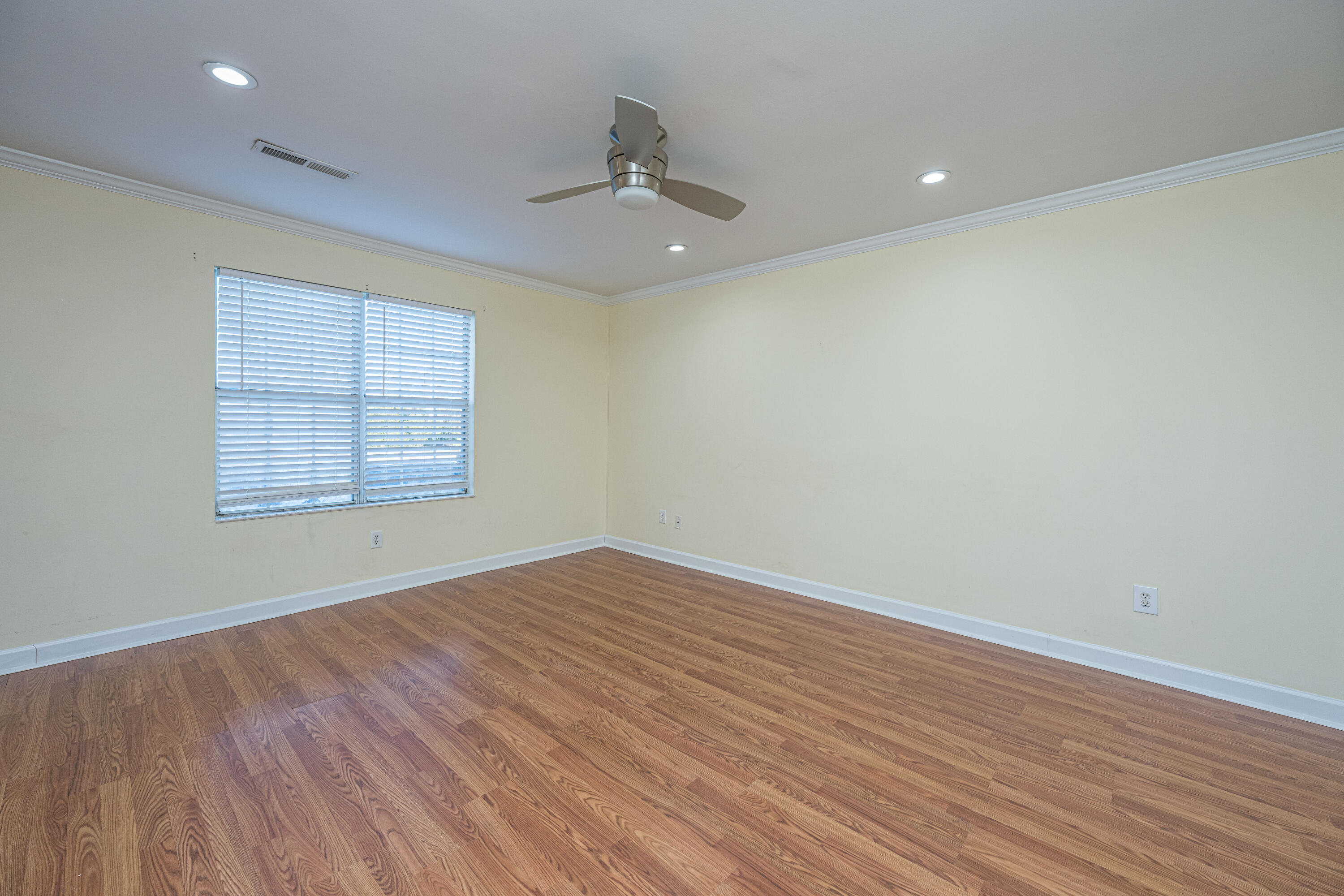 2073 Rondo Street, Unit H Charleston, SC 29414 - Photo 10 of 38 2073RhondoStUnitH009