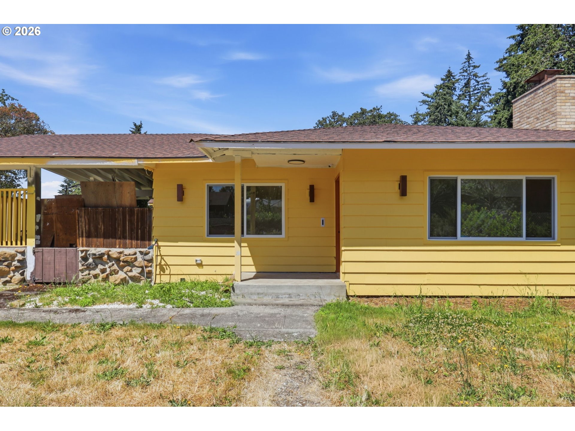 14305 Southeast River Road Milwaukie, OR 97267 - Photo 2 of 36