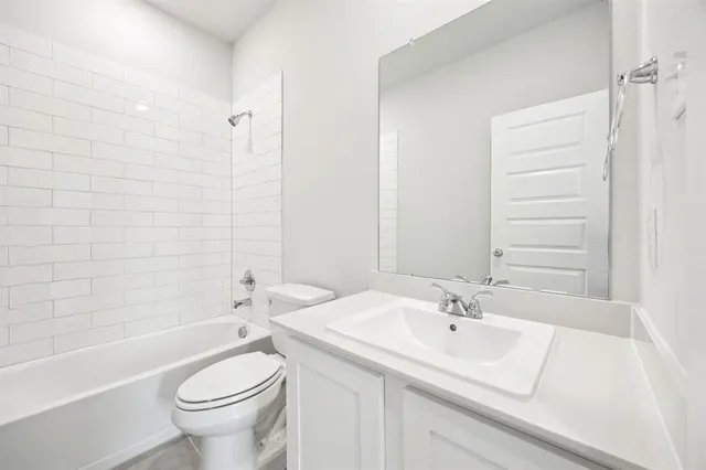 $279,990 | 305 Lockhart Street, Greenville, TX 75402