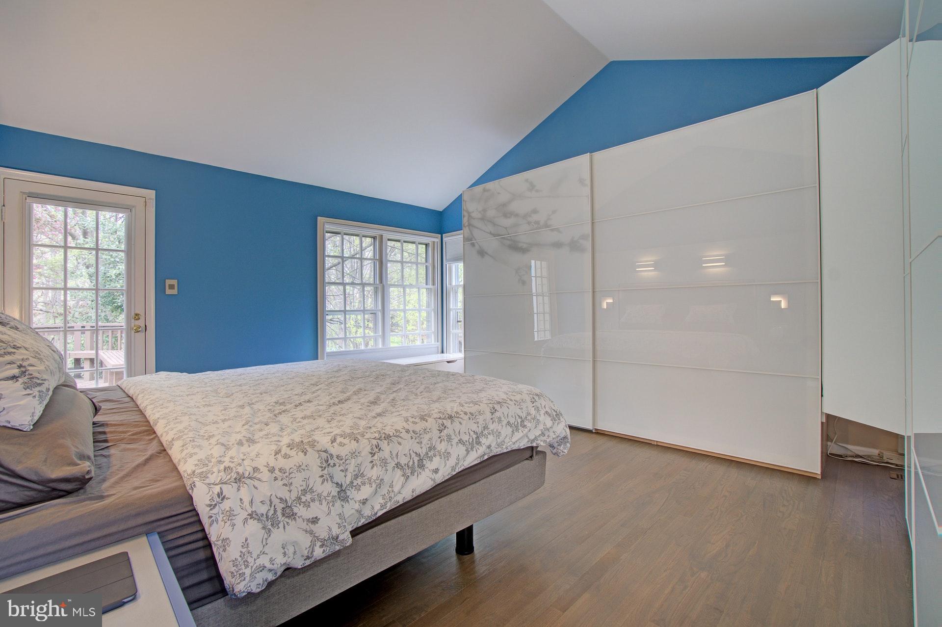 1266 Lamplighter Way Reston, VA 20194 - Photo 22 of 45 Master bedroom with added custom closet.