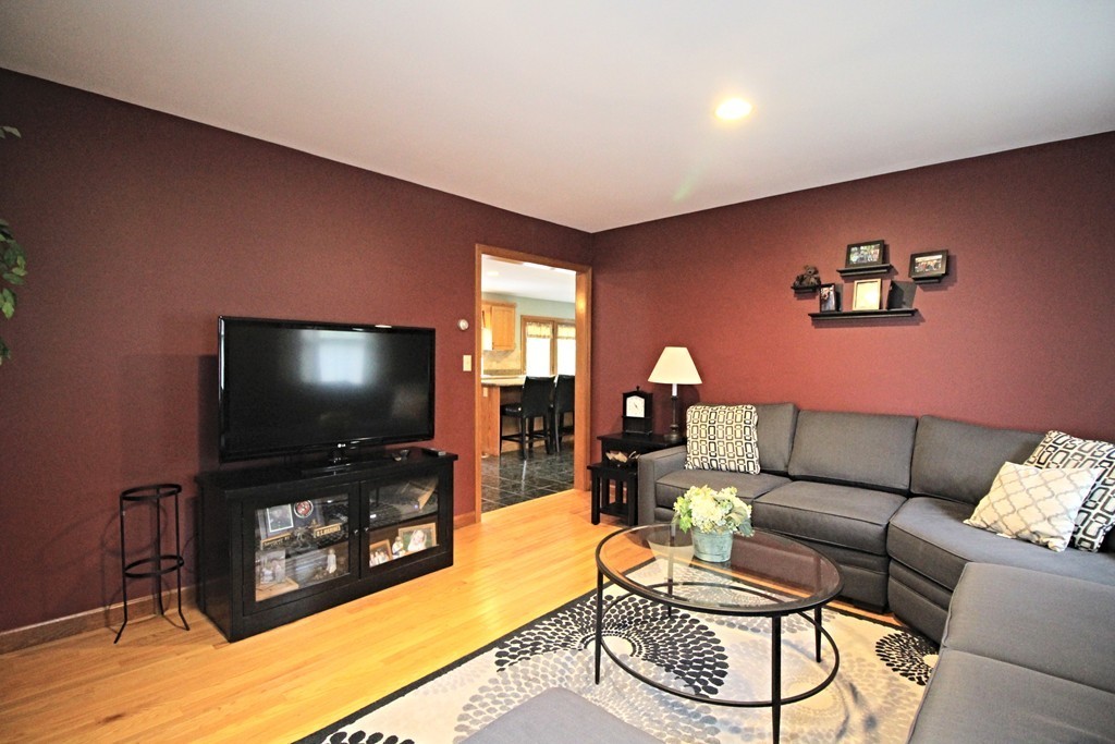 5 3rd Road Woburn, MA 01801 - Photo 9 of 30 Gallery Image 9