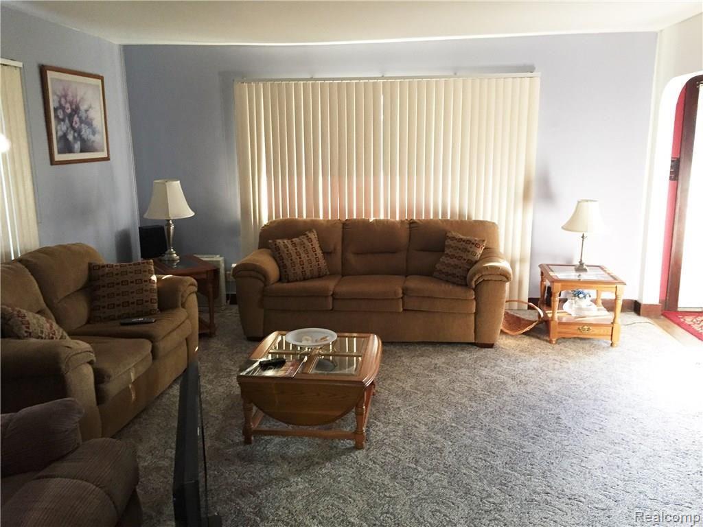40950 Saal Road Sterling Heights, MI 48313 - Photo 6 of 17